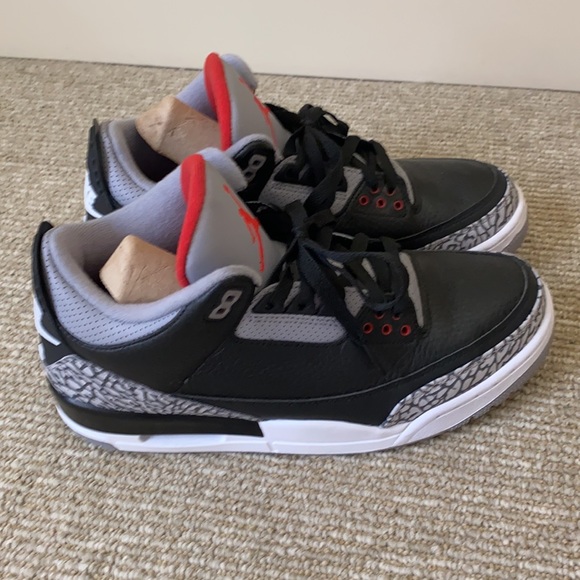 Jordan 3 Black Cement Size 9.5 main image 5